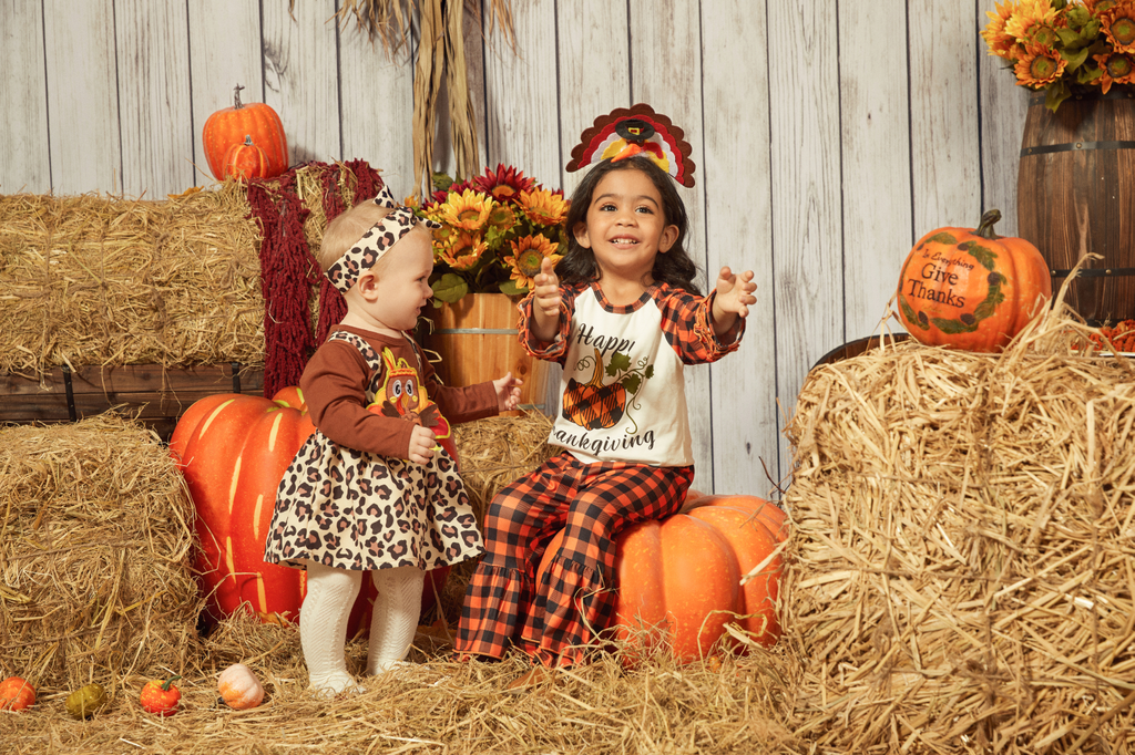 3 Festive Thanksgiving Outfits for Children - 1