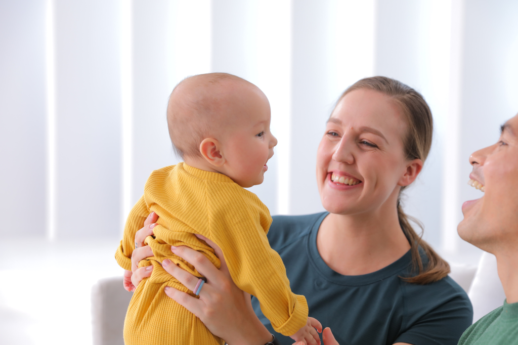 5 Adorable Matching Outfits for Mommy & Newborns - 1