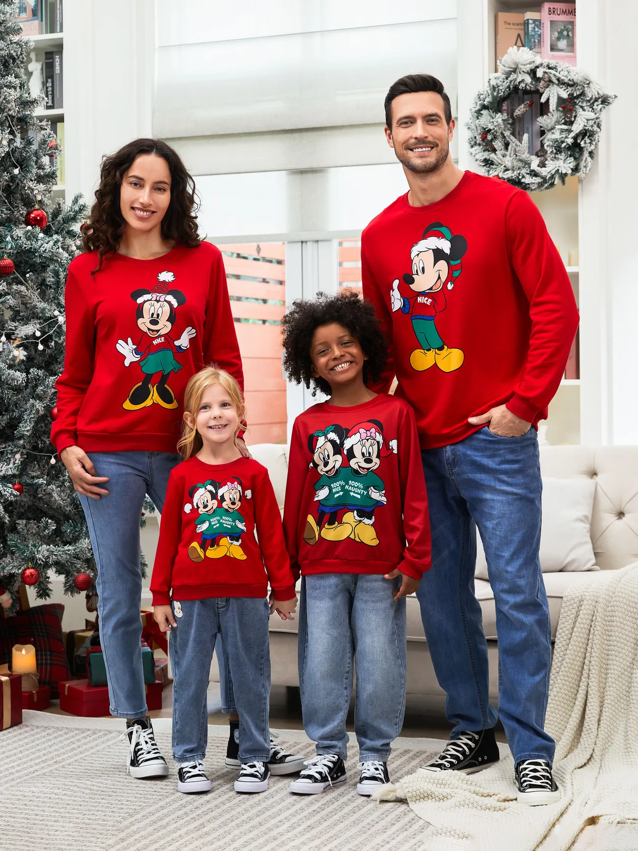 What To Wear For A Family Christmas Picture? - 6